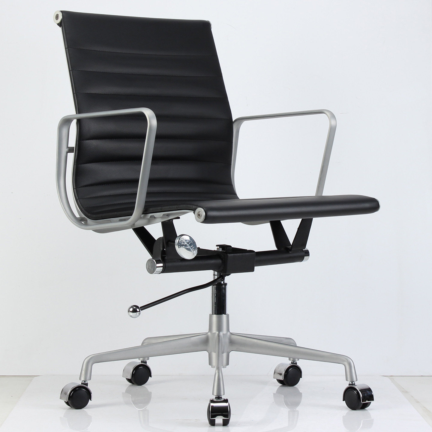 968B-2拉絲封釉伊姆斯辦公椅